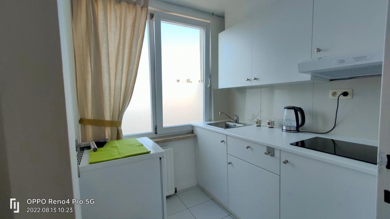 Mooi slaapkamer! proper en compact place voor 3 Antwerpen Buitenkant foto