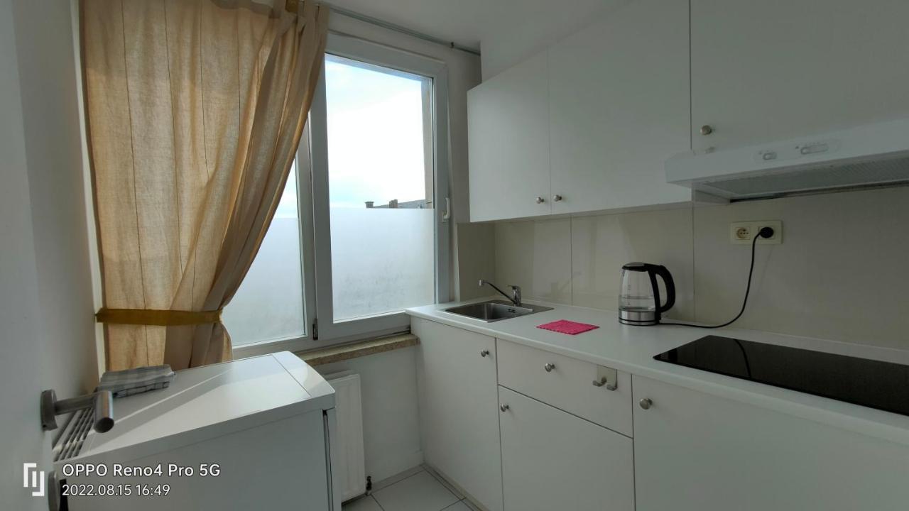 Mooi slaapkamer! proper en compact place voor 3 Antwerpen Buitenkant foto