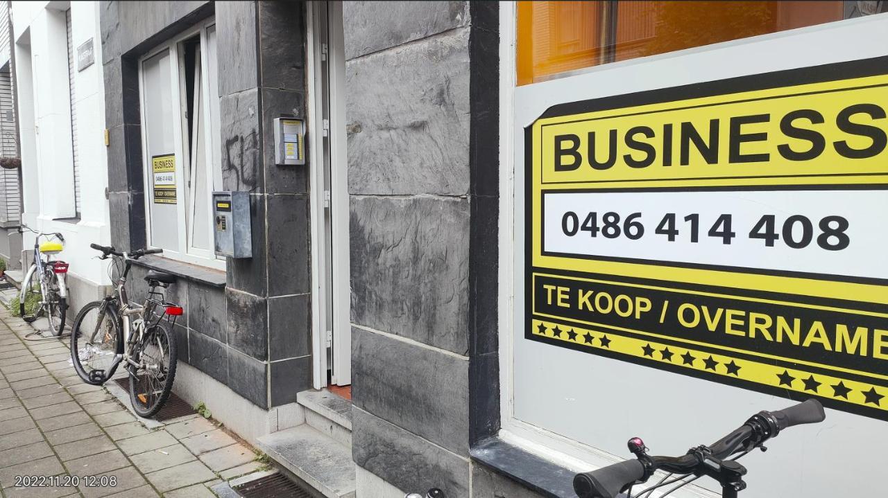 Mooi slaapkamer! proper en compact place voor 3 Antwerpen Buitenkant foto